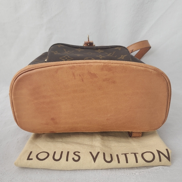 Auth Louis Vuitton Monstsouris MM Backpack - Picture 8 of 12